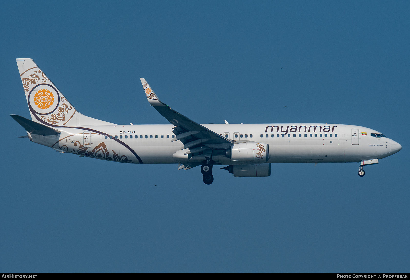 Aircraft Photo of XY-ALG | Boeing 737-800 | Myanmar National Airlines | AirHistory.net #647665