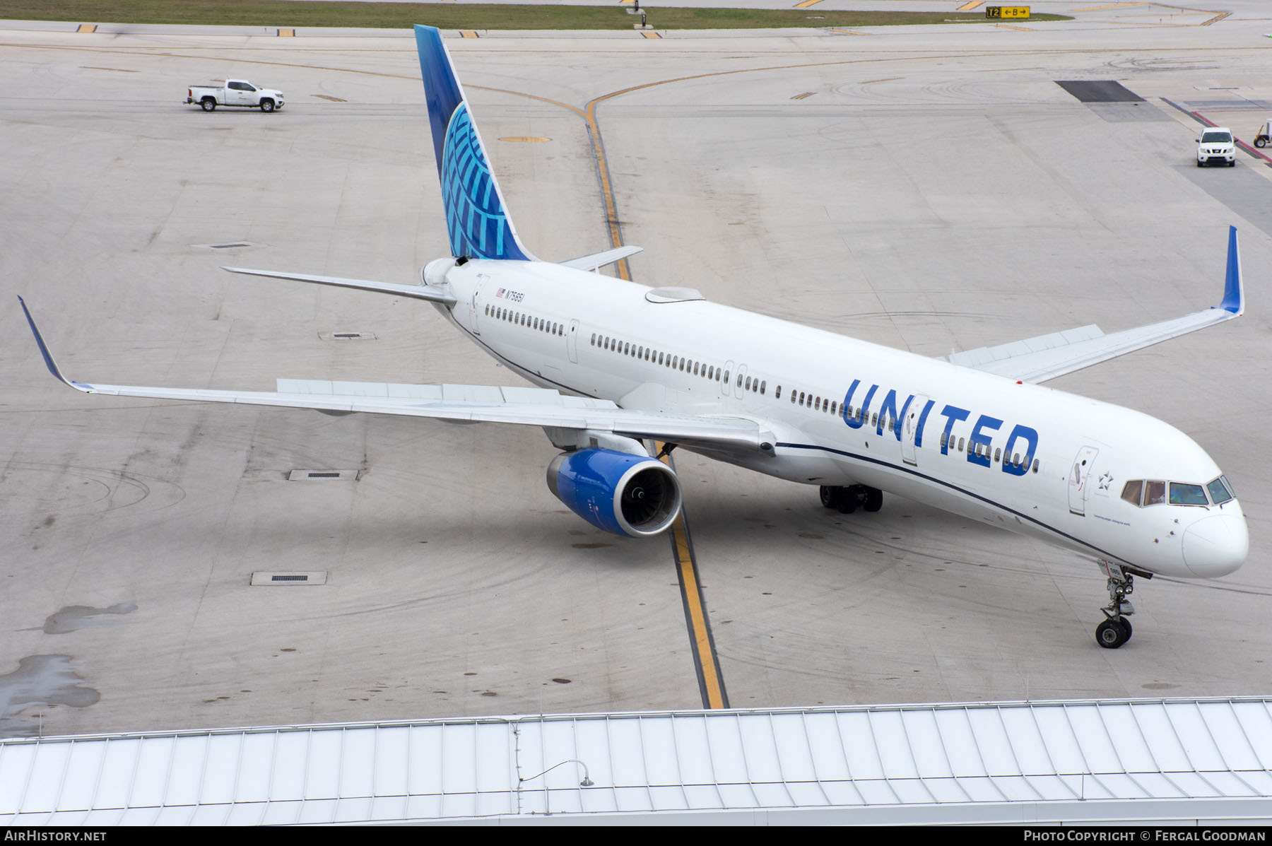 Aircraft Photo of N75851 | Boeing 757-324 | United Airlines | AirHistory.net #647696