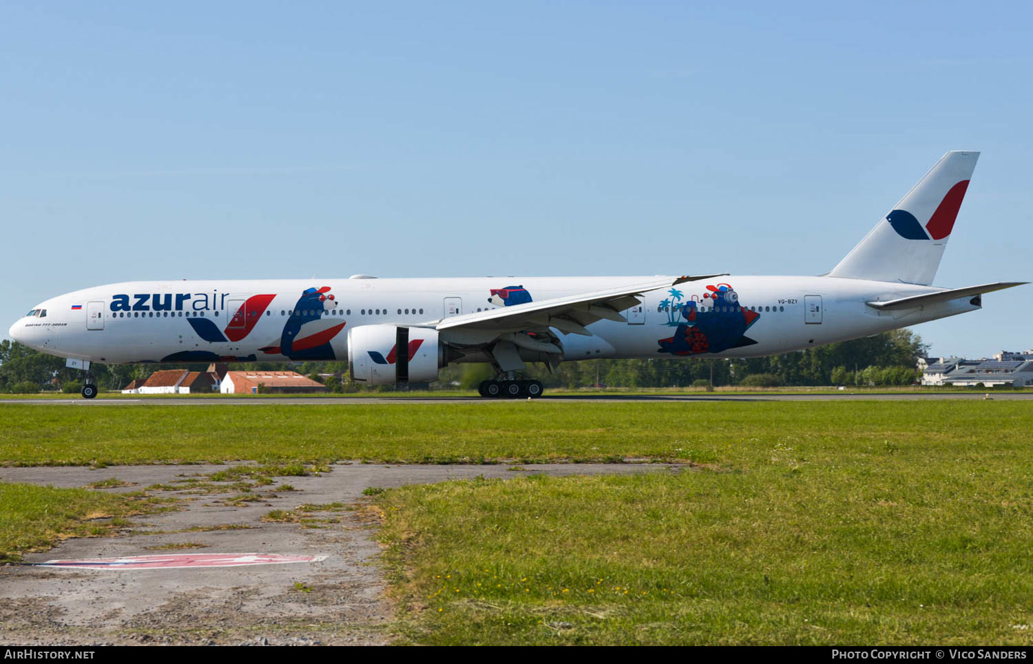 Aircraft Photo of VQ-BZY | Boeing 777-31H/ER | Azur Air | AirHistory.net #647722