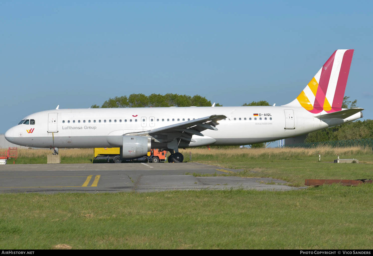 Aircraft Photo of D-AIQL | Airbus A320-211 | Germanwings | AirHistory.net #647747