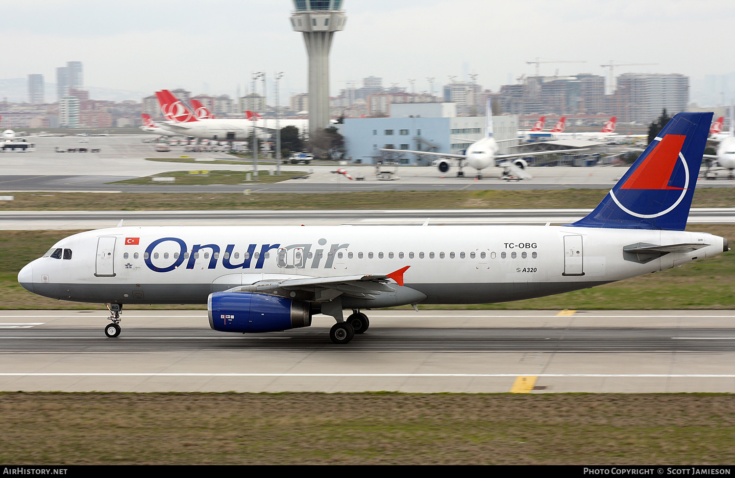 Aircraft Photo of TC-OBG | Airbus A320-233 | Onur Air | AirHistory.net #647828