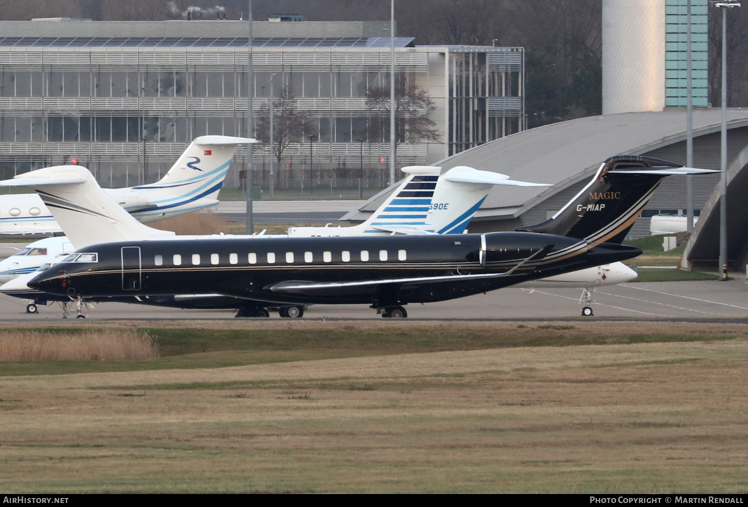 Aircraft Photo of G-MIAP | Bombardier Global 7500 (BD-700-2A12) | AirHistory.net #647831