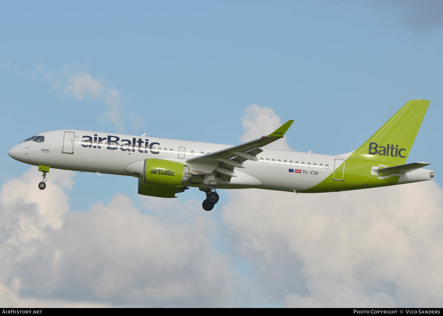 Aircraft Photo of YL-CSF | Bombardier CSeries CS300 (BD-500-1A11) | AirBaltic | AirHistory.net #647983