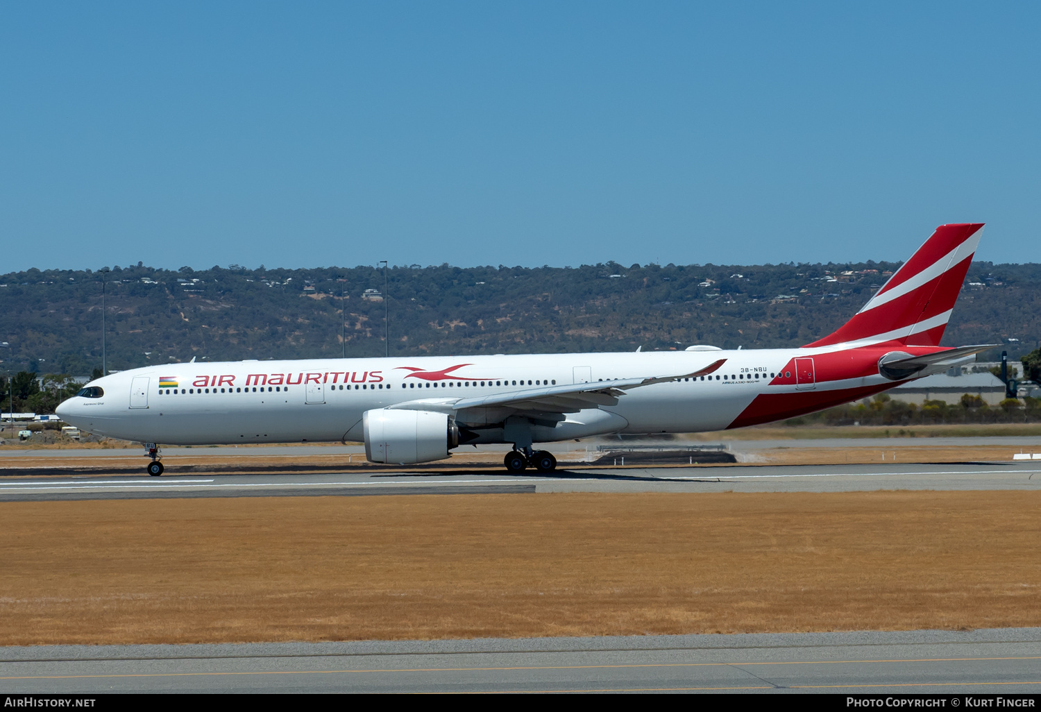 Aircraft Photo of 3B-NBU | Airbus A330-941N | Air Mauritius | AirHistory.net #647997