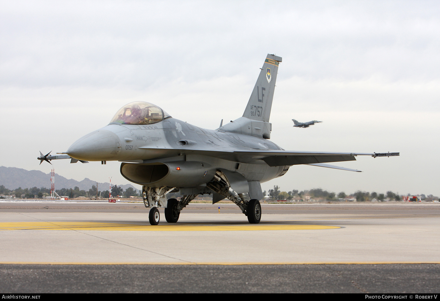Aircraft Photo of 90-0757 / AF90-757 | General Dynamics F-16CM Fighting Falcon | USA - Air Force | AirHistory.net #648053