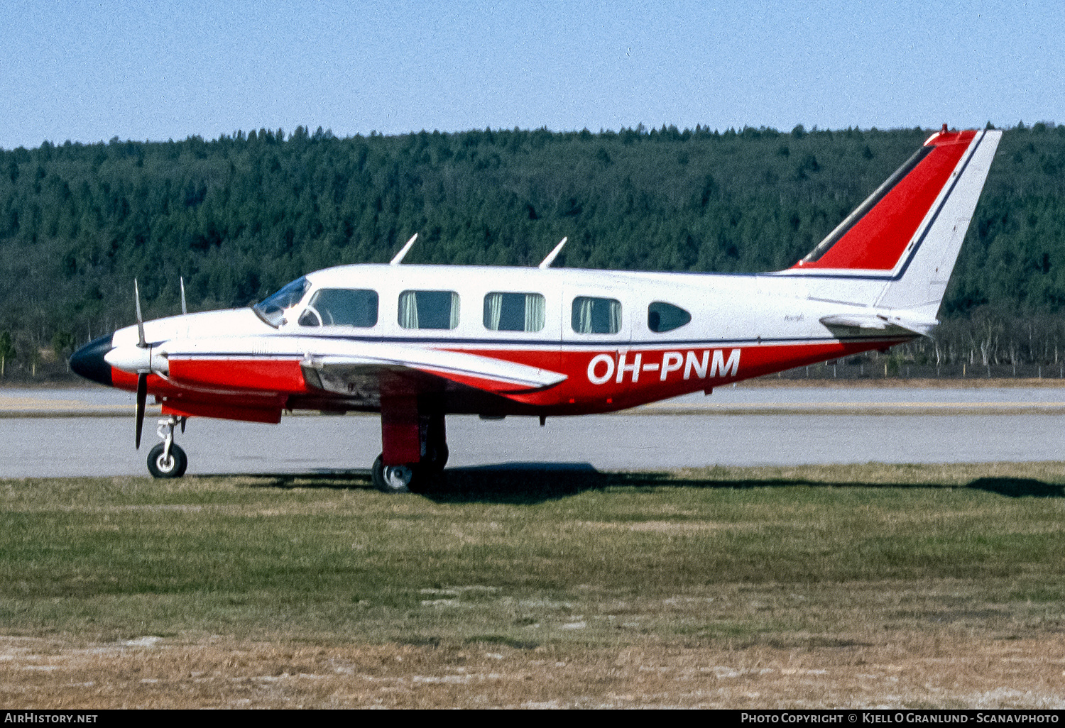 Aircraft Photo of OH-PNM | Piper PA-31-310 Navajo B | AirHistory.net #648059
