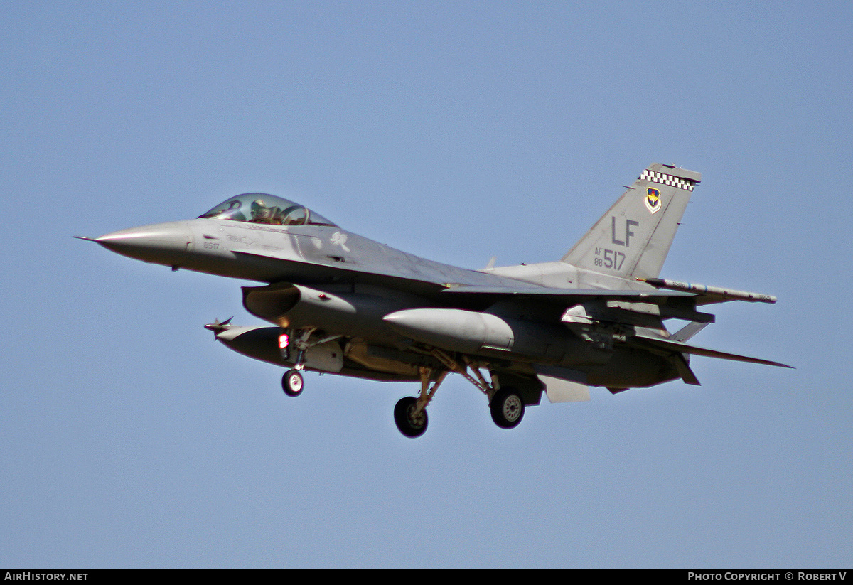 Aircraft Photo of 88-0517 / AF88-517 | General Dynamics F-16C Fighting Falcon | USA - Air Force | AirHistory.net #648181