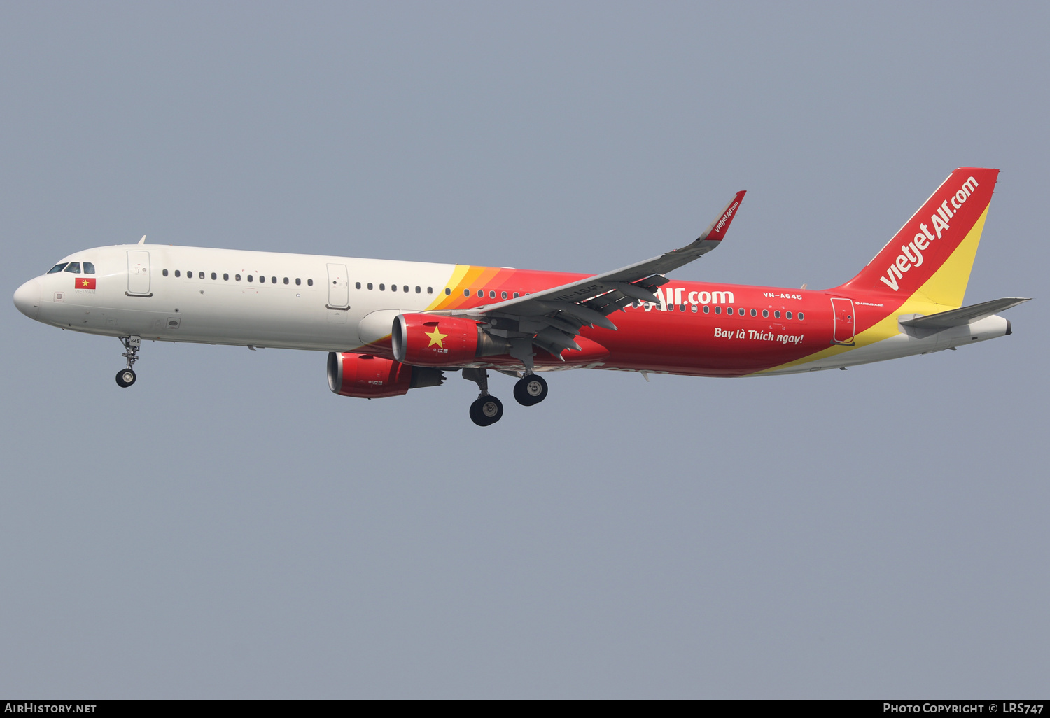 Aircraft Photo of VN-A645 | Airbus A321-211 | VietJet Air | AirHistory.net #648194