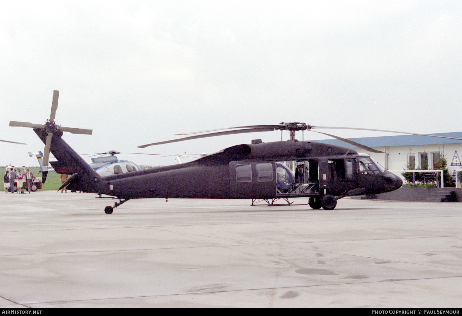 Aircraft Photo of 81-23548 / 23548 | Sikorsky UH-60A Black Hawk (S-70A) | USA - Army | AirHistory.net #648203