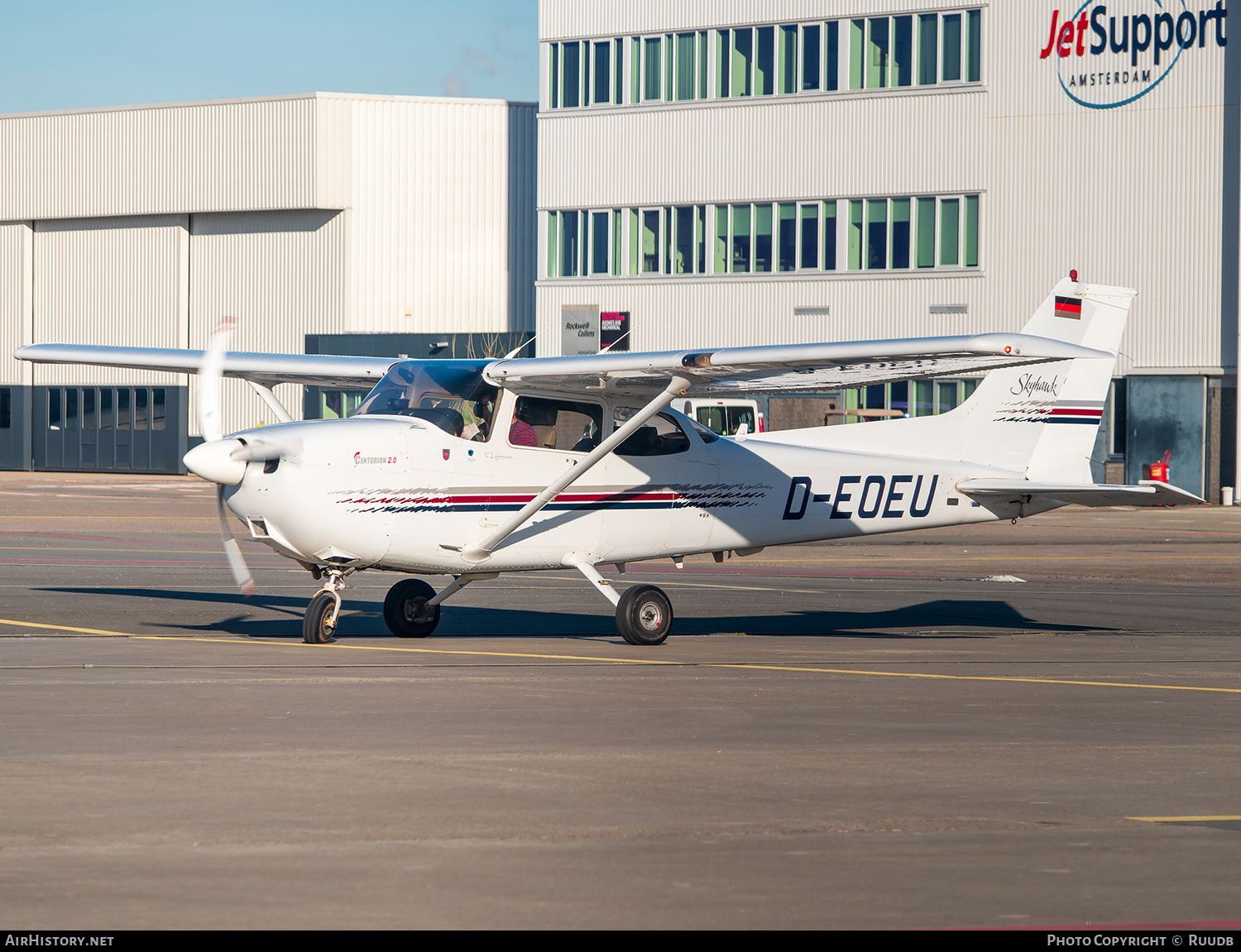Aircraft Photo of D-EOEU | Cessna 172R Skyhawk II | AirHistory.net #648257