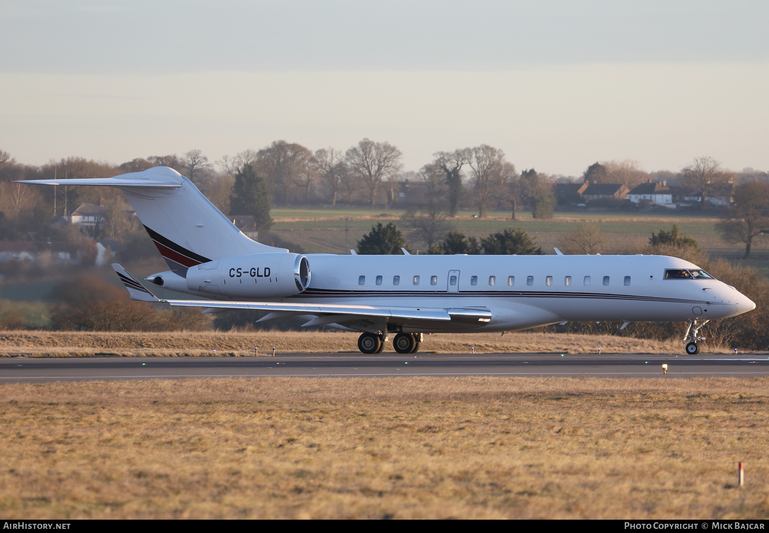 Aircraft Photo of CS-GLD | Bombardier Global 6000 (BD-700-1A10) | AirHistory.net #648339