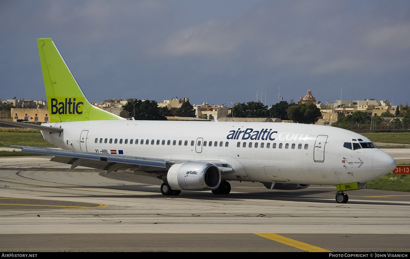Aircraft Photo of YL-BBL | Boeing 737-33V | AirBaltic | AirHistory.net #648509