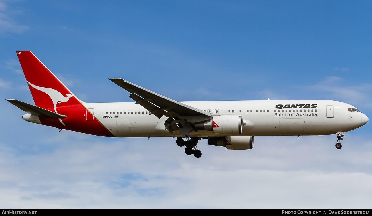 Aircraft Photo of VH-OGO | Boeing 767-338/ER | Qantas | AirHistory.net #648587