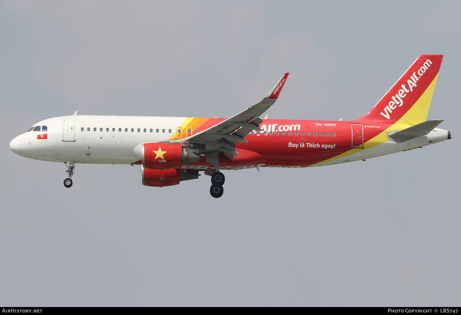 Aircraft Photo of VN-A650 | Airbus A320-214 | VietJet Air | AirHistory.net #648593