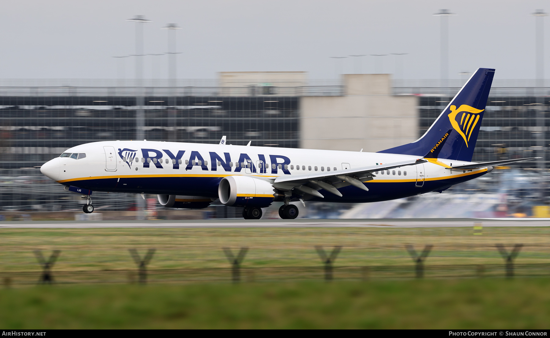 Aircraft Photo of EI-IJG | Boeing 737-8200 Max 200 | Ryanair | AirHistory.net #648636