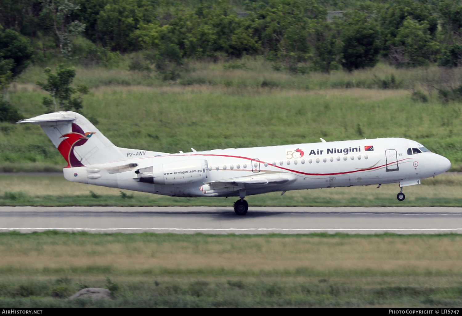 Aircraft Photo of P2-ANV | Fokker 70 (F28-0070) | Air Niugini | AirHistory.net #648649