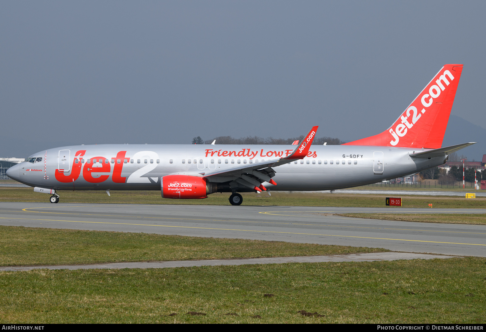 Aircraft Photo of G-GDFY | Boeing 737-86Q | Jet2 | AirHistory.net #648843
