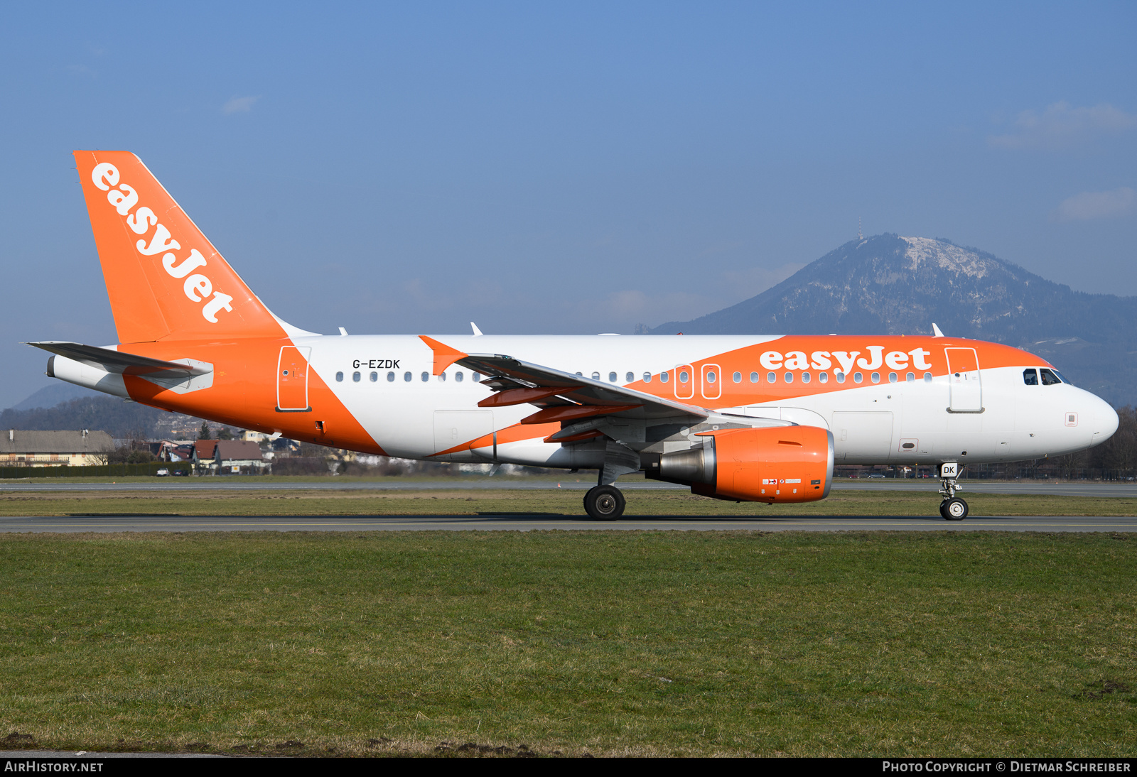 Aircraft Photo of G-EZDK | Airbus A319-111 | EasyJet | AirHistory.net #648860