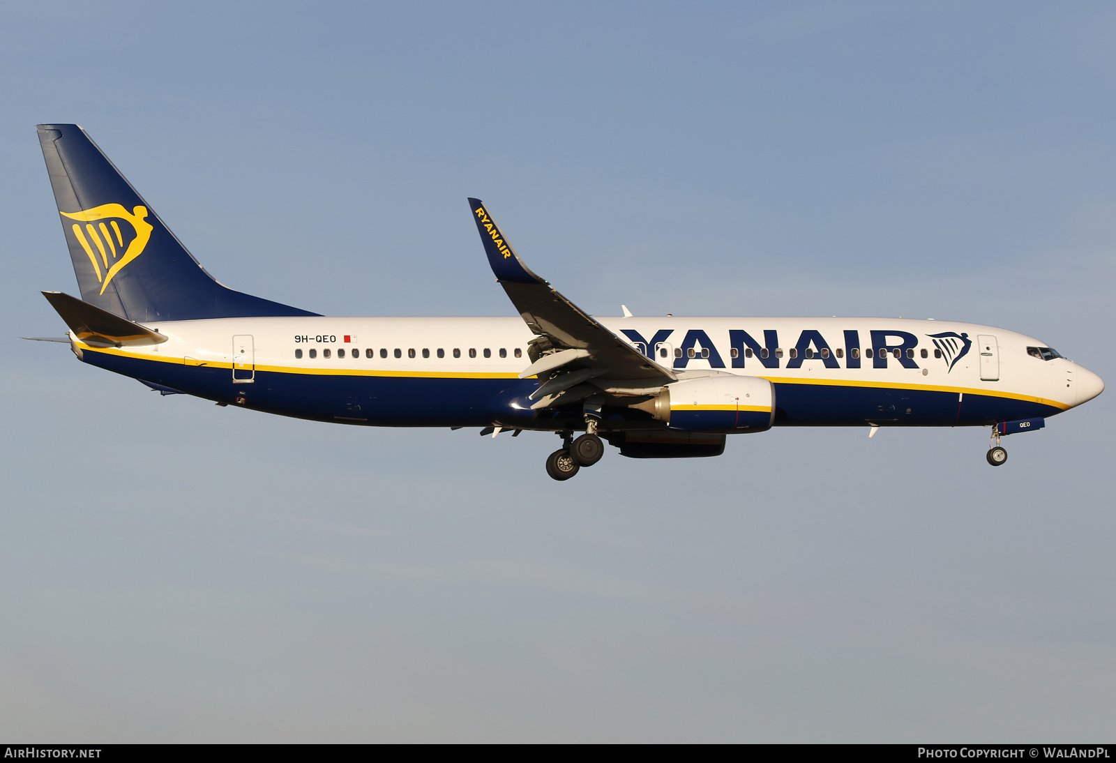 Aircraft Photo of 9H-QEO | Boeing 737-800 | Ryanair | AirHistory.net #648868