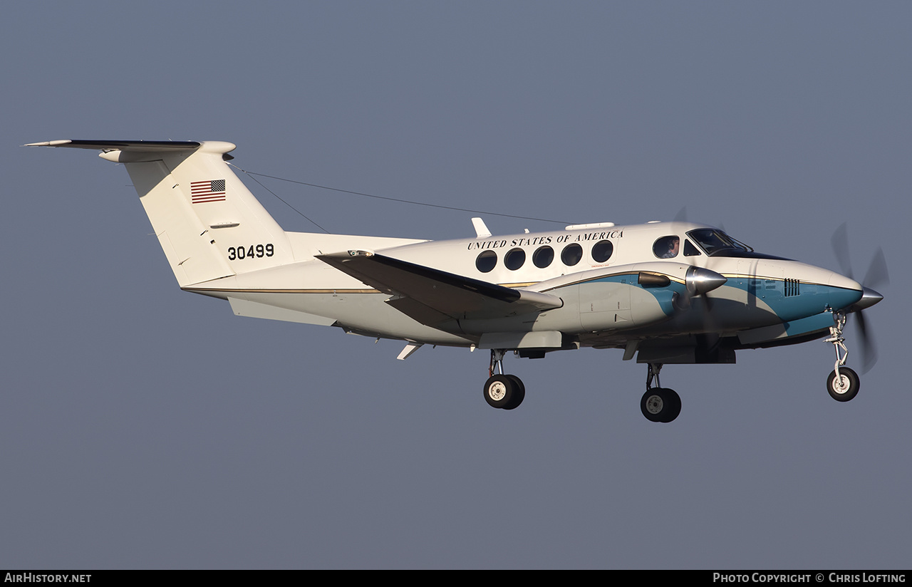 Aircraft Photo of 83-0499 / 30499 | Beech C-12D Huron | USA - Air Force | AirHistory.net #648977