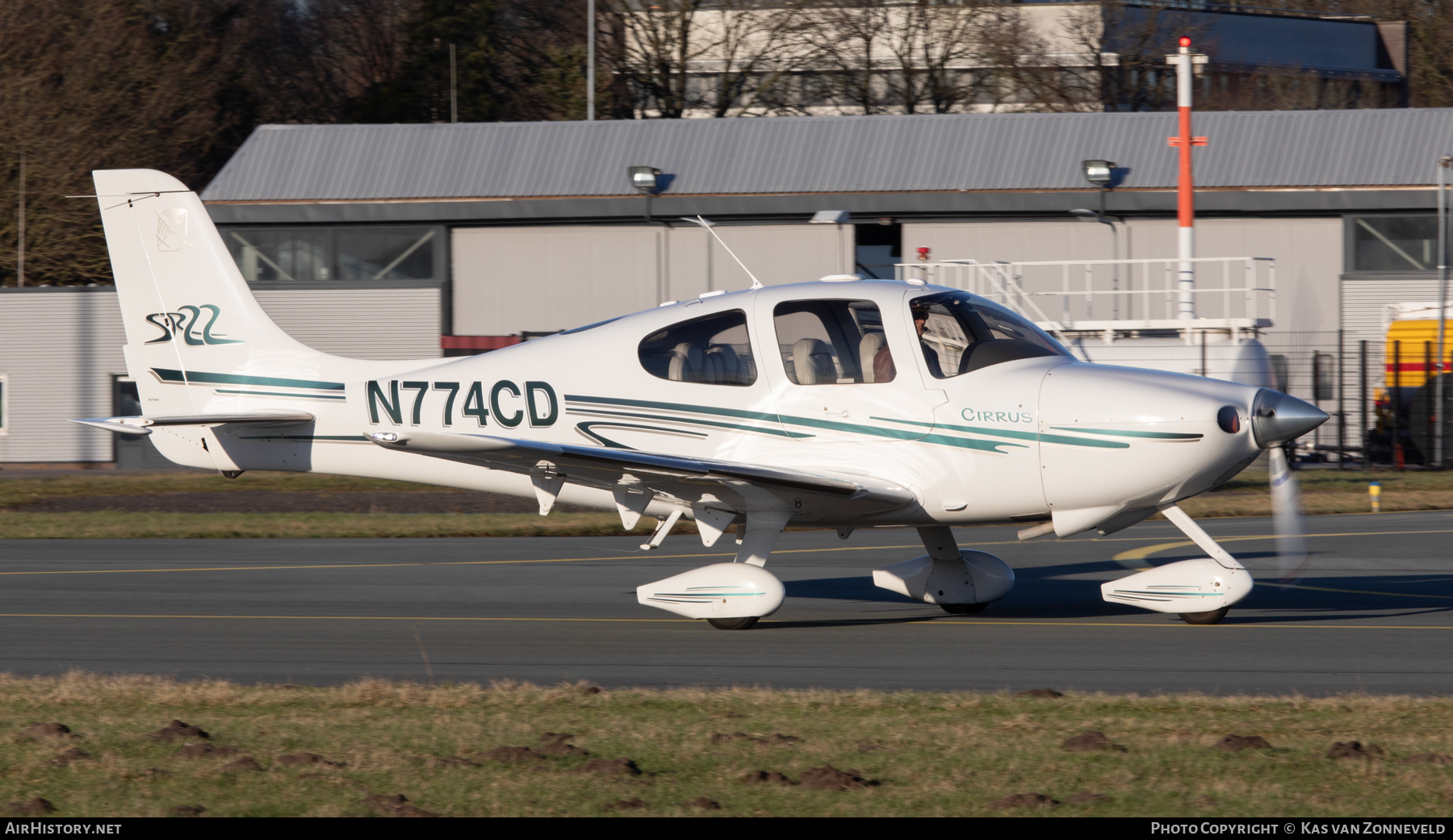 Aircraft Photo of N774CD | Cirrus SR-22 G1 | AirHistory.net #649028