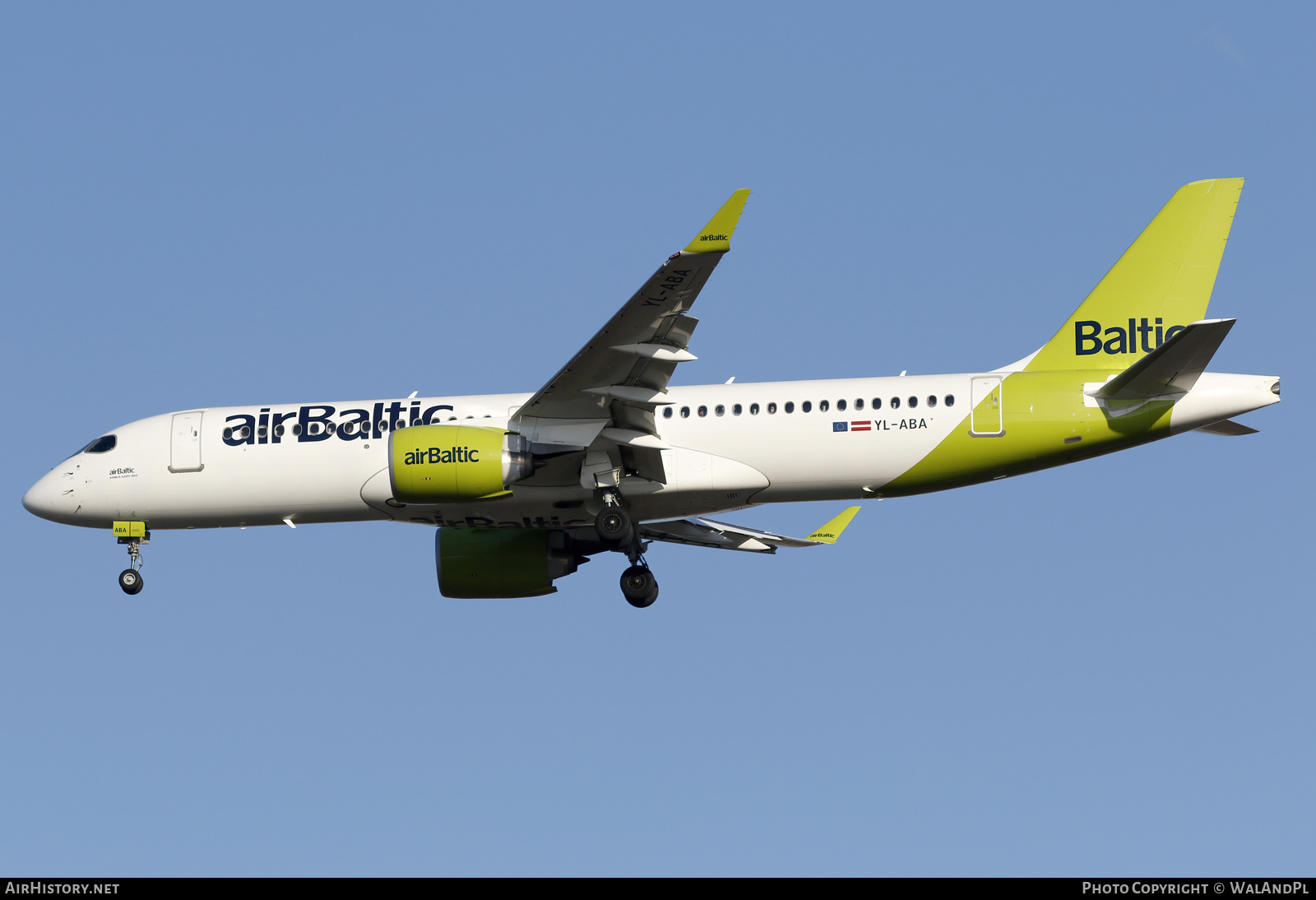 Aircraft Photo of YL-ABA | Airbus A220-371 (BD-500-1A11) | AirBaltic | AirHistory.net #649113