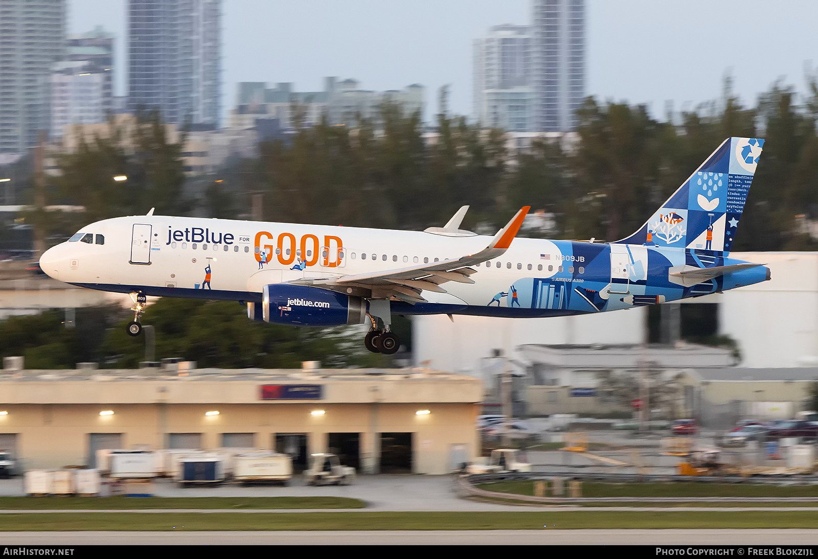 Aircraft Photo of N809JB | Airbus A320-232 | JetBlue Airways | AirHistory.net #649147