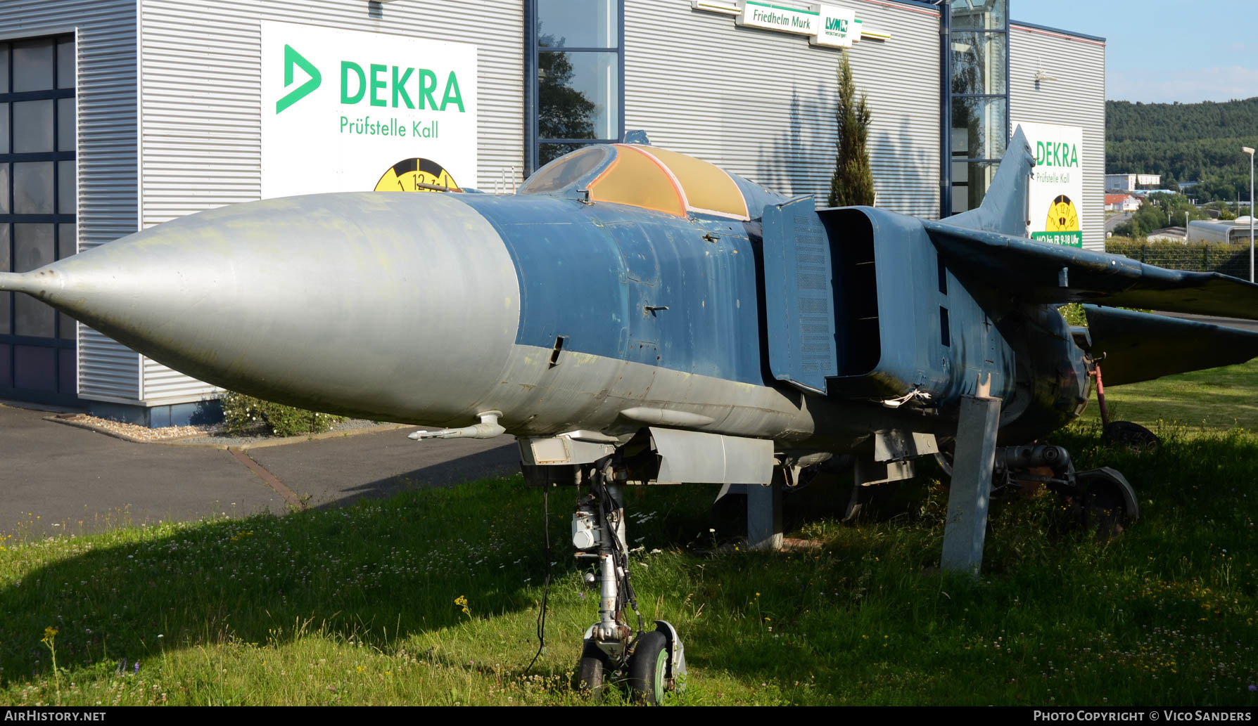 Aircraft Photo of 564 | Mikoyan-Gurevich MiG-23MF | East Germany - Air Force | AirHistory.net #649244