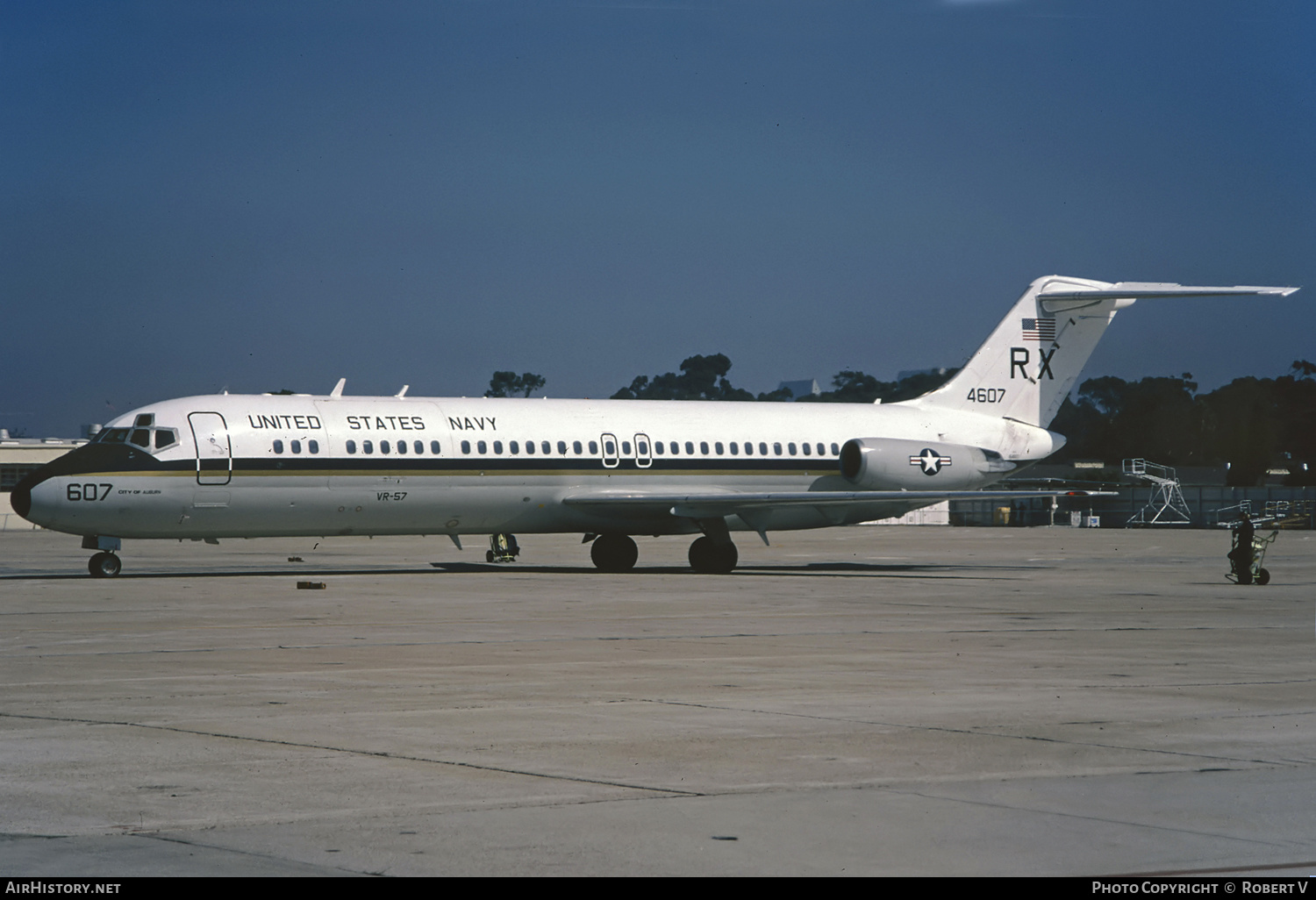 Aircraft Photo of 164607 / 4607 | McDonnell Douglas C-9B Skytrain II (DC-9-32CF) | USA - Navy | AirHistory.net #649357