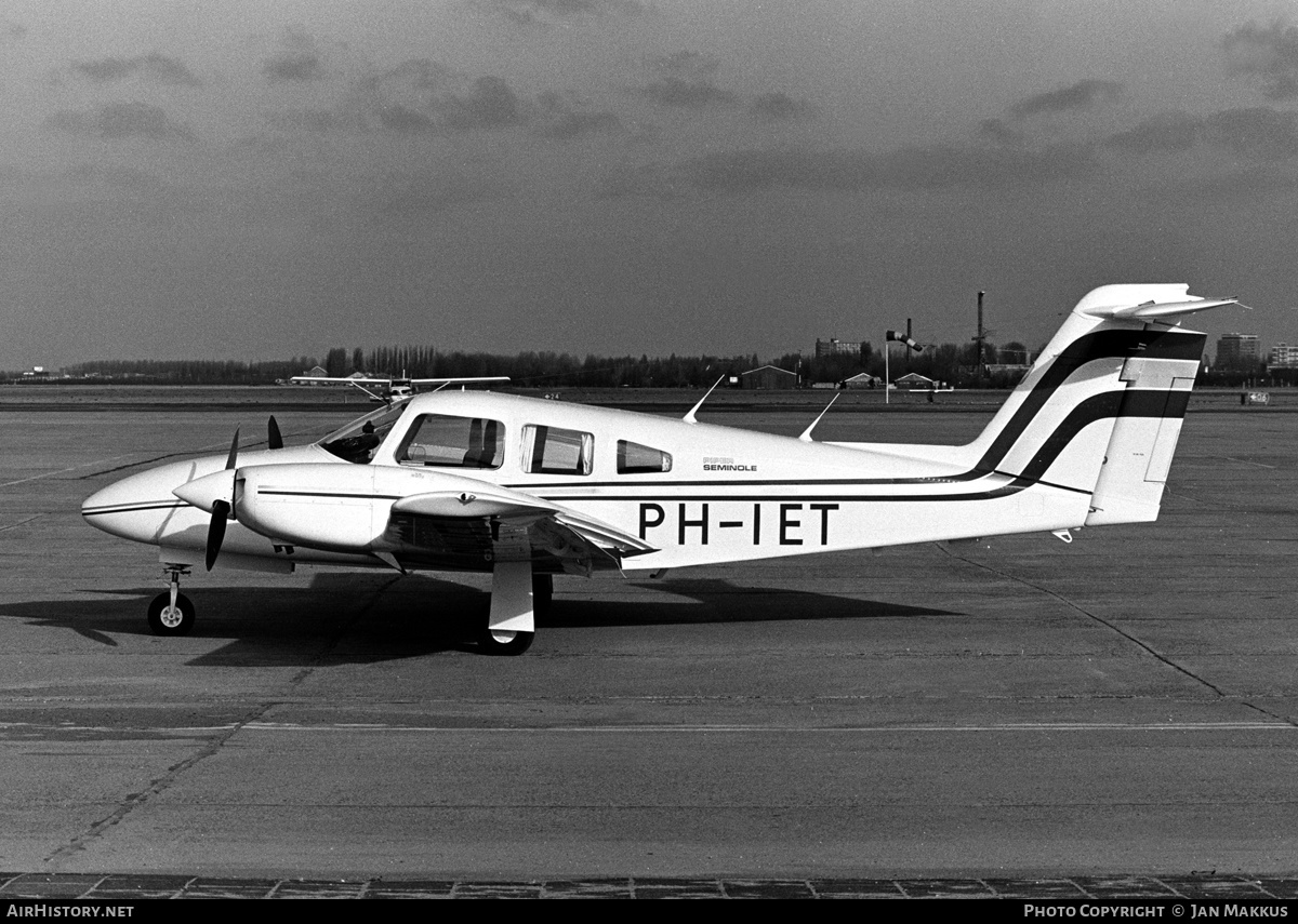 Aircraft Photo of PH-IET | Piper PA-44-180 Seminole | AirHistory.net #649358