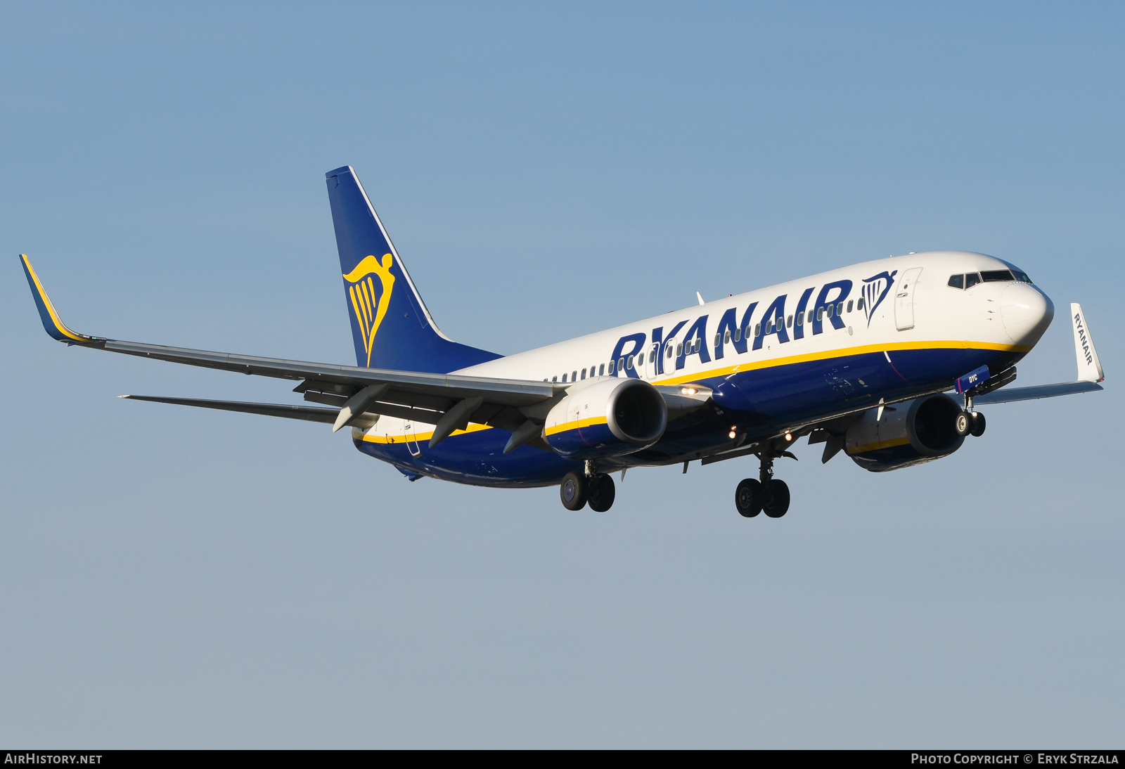 Aircraft Photo of EI-DYC | Boeing 737-8AS | Ryanair | AirHistory.net #649371