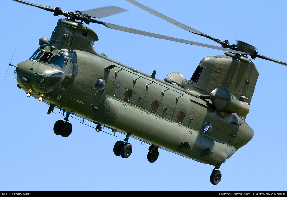 Aircraft Photo of ZD574 | Boeing Chinook HC2 (352) | UK - Air Force | AirHistory.net #649403