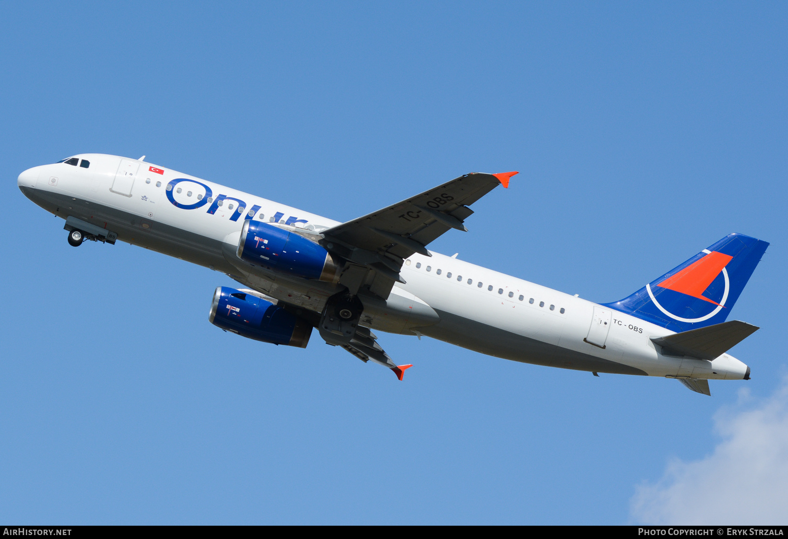 Aircraft Photo of TC-OBS | Airbus A320-232 | Onur Air | AirHistory.net #649425