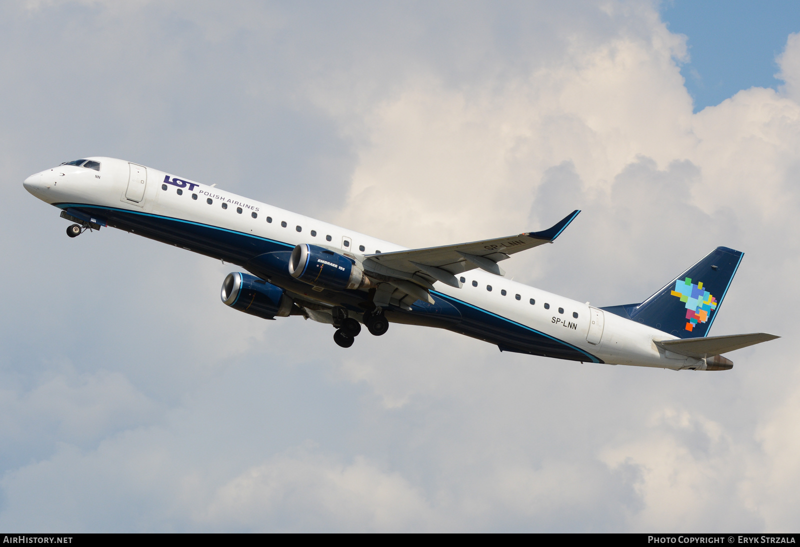 Aircraft Photo of SP-LNN | Embraer 195AR (ERJ-190-200IGW) | LOT Polish Airlines - Polskie Linie Lotnicze | AirHistory.net #649502