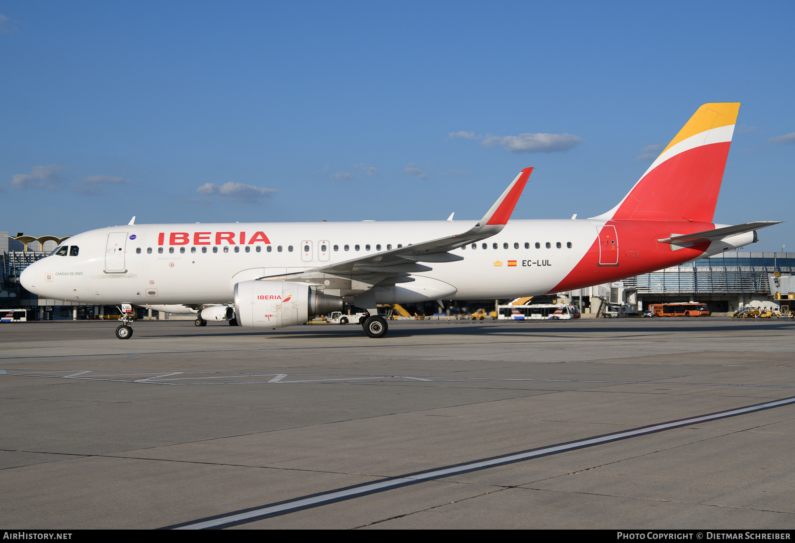 Aircraft Photo of EC-LUL | Airbus A320-216 | Iberia | AirHistory.net #649506