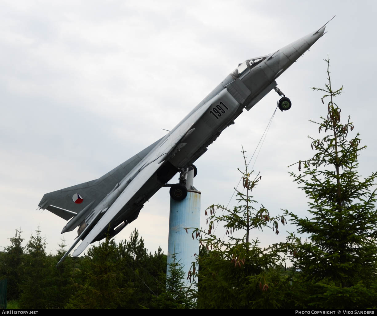 Aircraft Photo of 1991 | Mikoyan-Gurevich MiG-23BN | Czechoslovakia - Air Force | AirHistory.net #649588