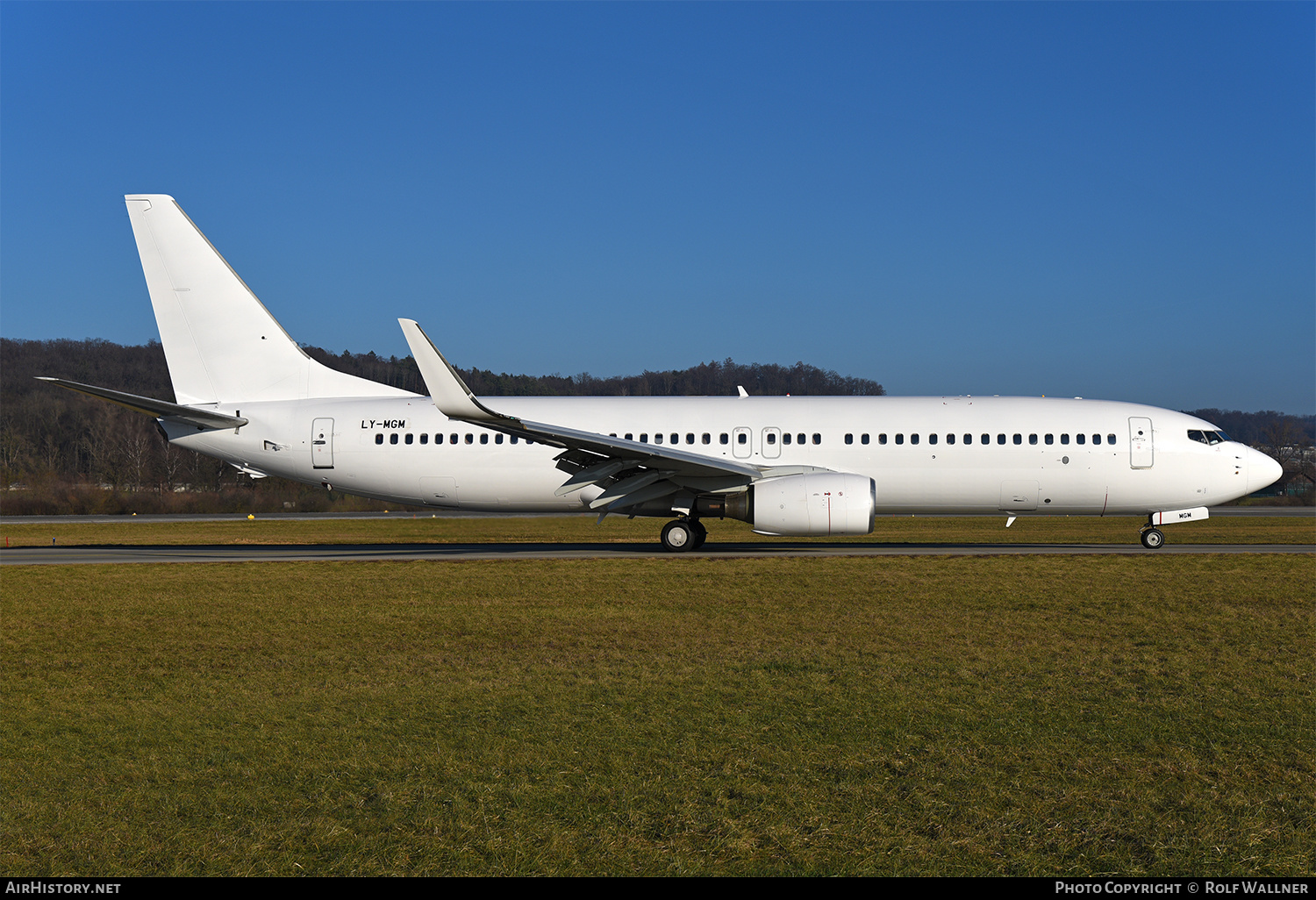 Aircraft Photo of LY-MGM | Boeing 737-8EH | AirHistory.net #649590