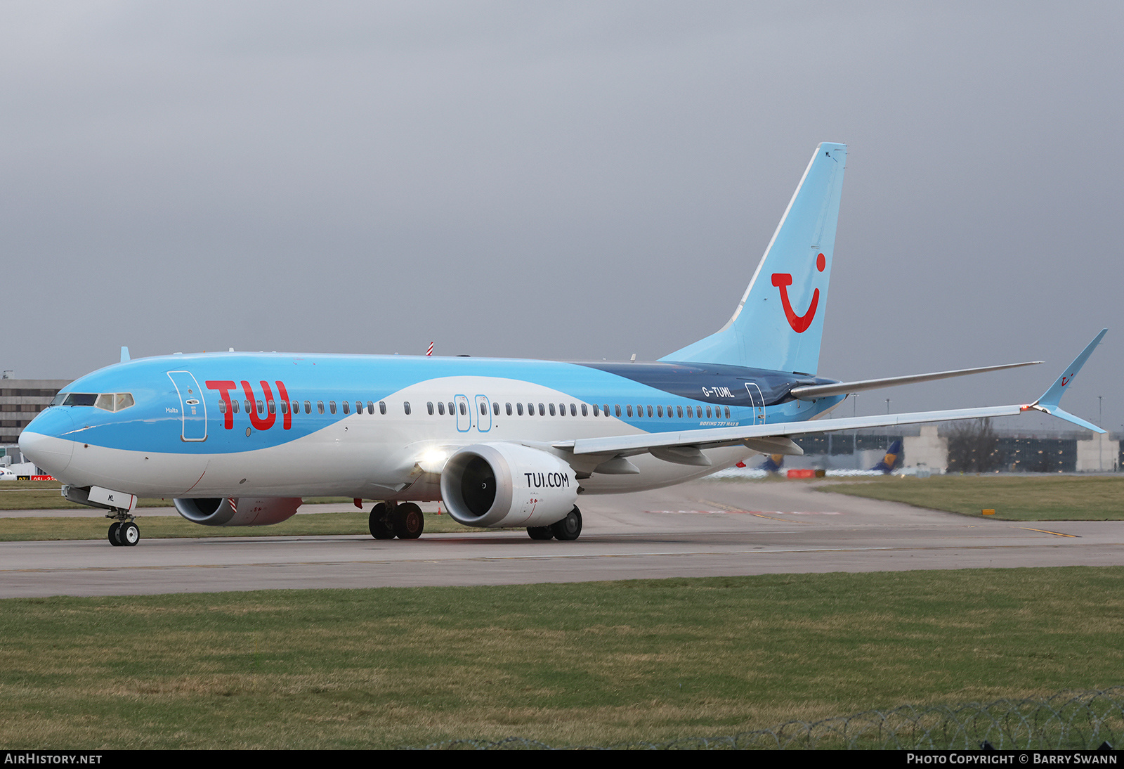 Aircraft Photo of G-TUML | Boeing 737-8 Max 8 | TUI | AirHistory.net #649608