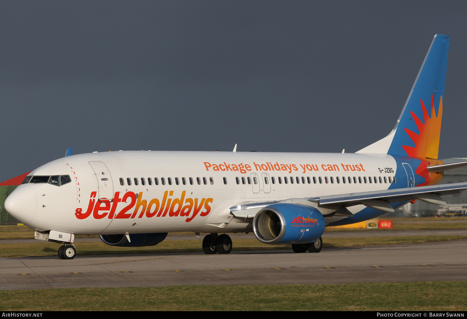 Aircraft Photo of G-JZBG | Boeing 737-800 | Jet2 Holidays | AirHistory.net #649615
