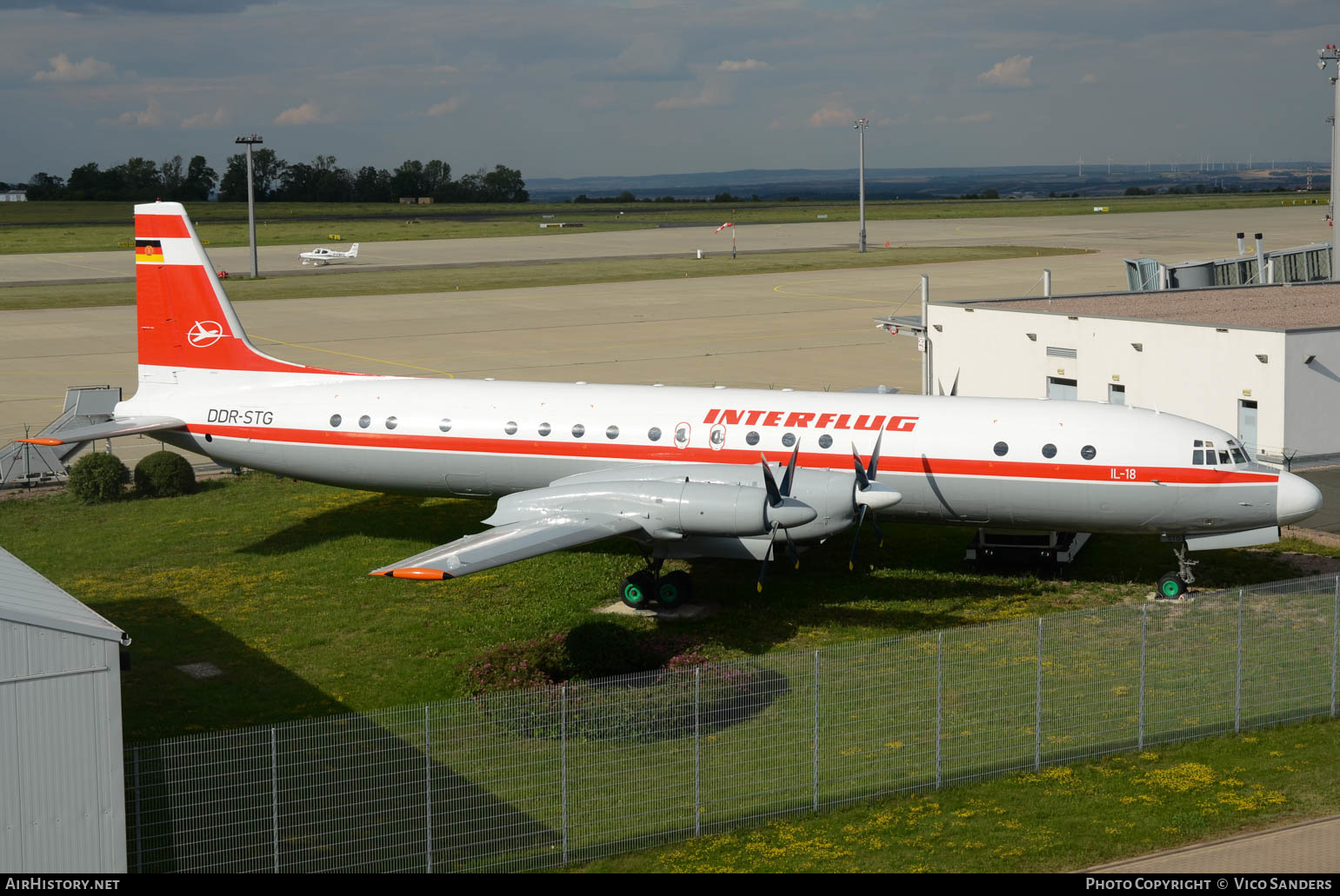 Aircraft Photo of DDR-STG | Ilyushin Il-18V | Interflug | AirHistory.net #649639