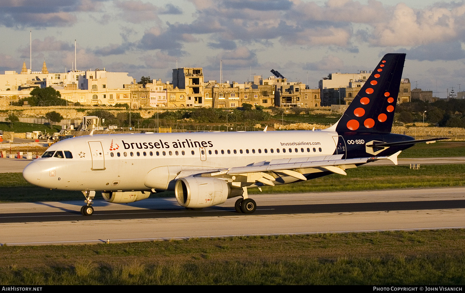 Aircraft Photo of OO-SSD | Airbus A319-112 | Brussels Airlines | AirHistory.net #649648