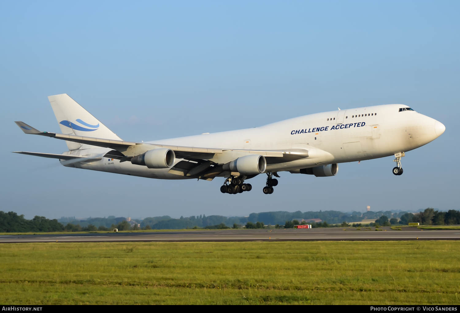 Aircraft Photo of OO-ACE | Boeing 747-412(BDSF) | Challenge Airlines | AirHistory.net #649673