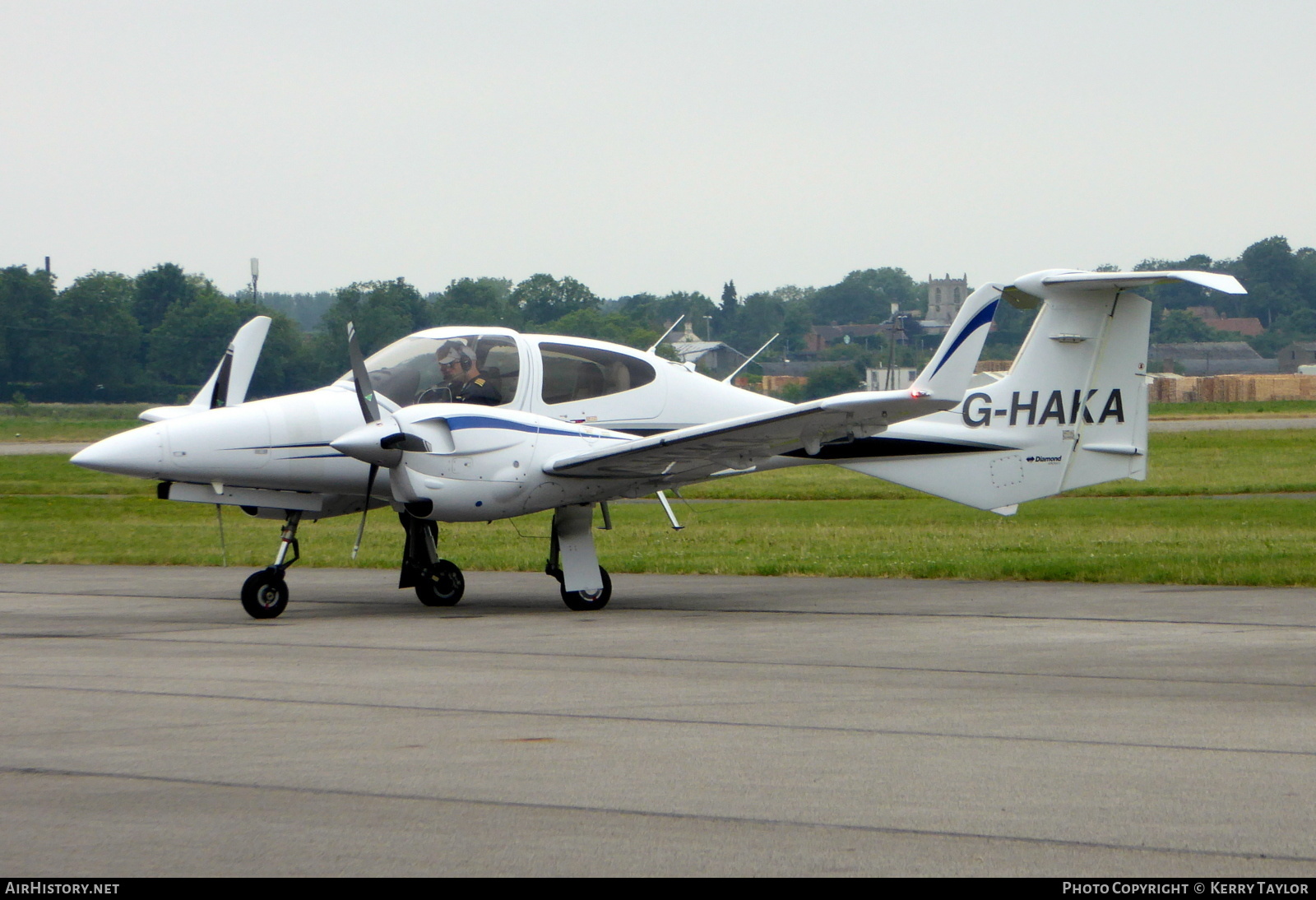 Aircraft Photo of G-HAKA | Diamond DA42 NG Twin Star | AirHistory.net #649680
