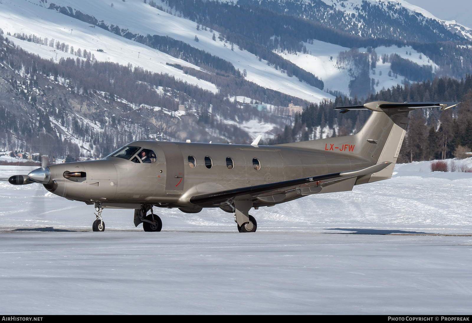 Aircraft Photo of LX-JFW | Pilatus PC-12NG (PC-12/47E) | AirHistory.net #649785