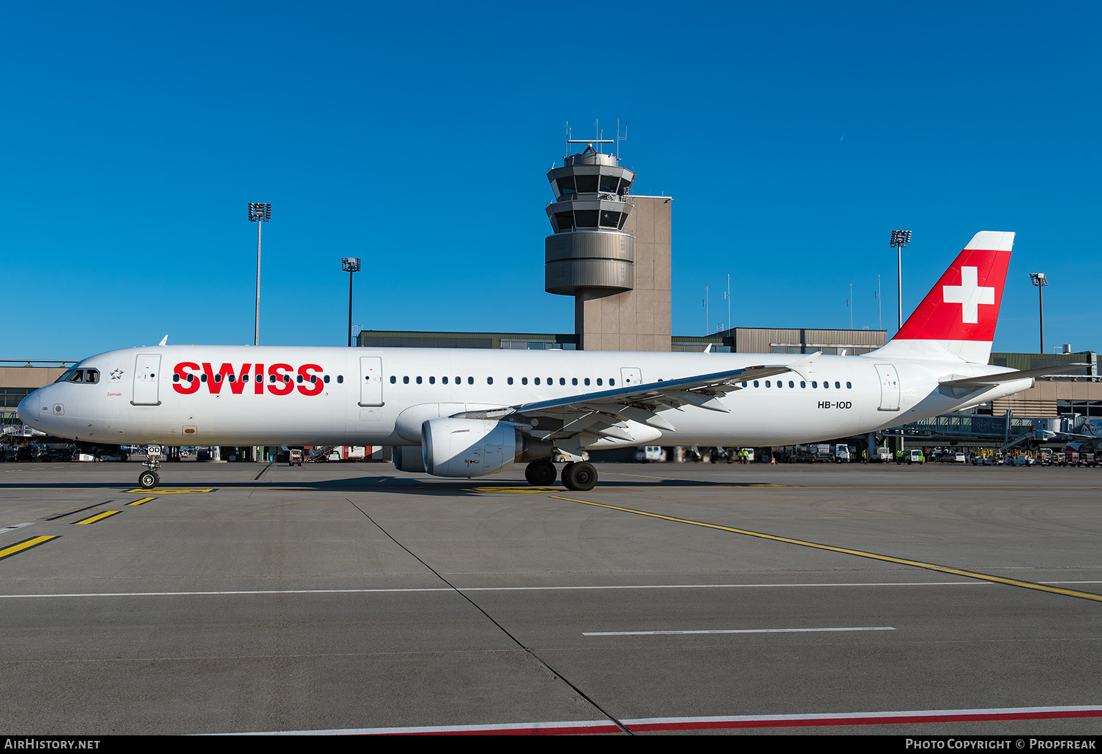 Aircraft Photo of HB-IOD | Airbus A321-111 | Swiss International Air Lines | AirHistory.net #649812