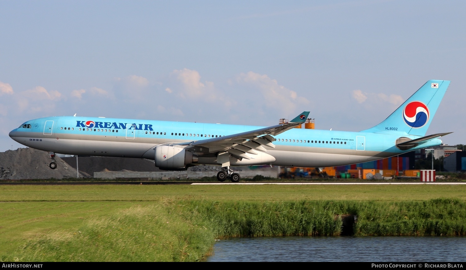 Aircraft Photo of HL8002 | Airbus A330-323 | Korean Air | AirHistory.net #649840