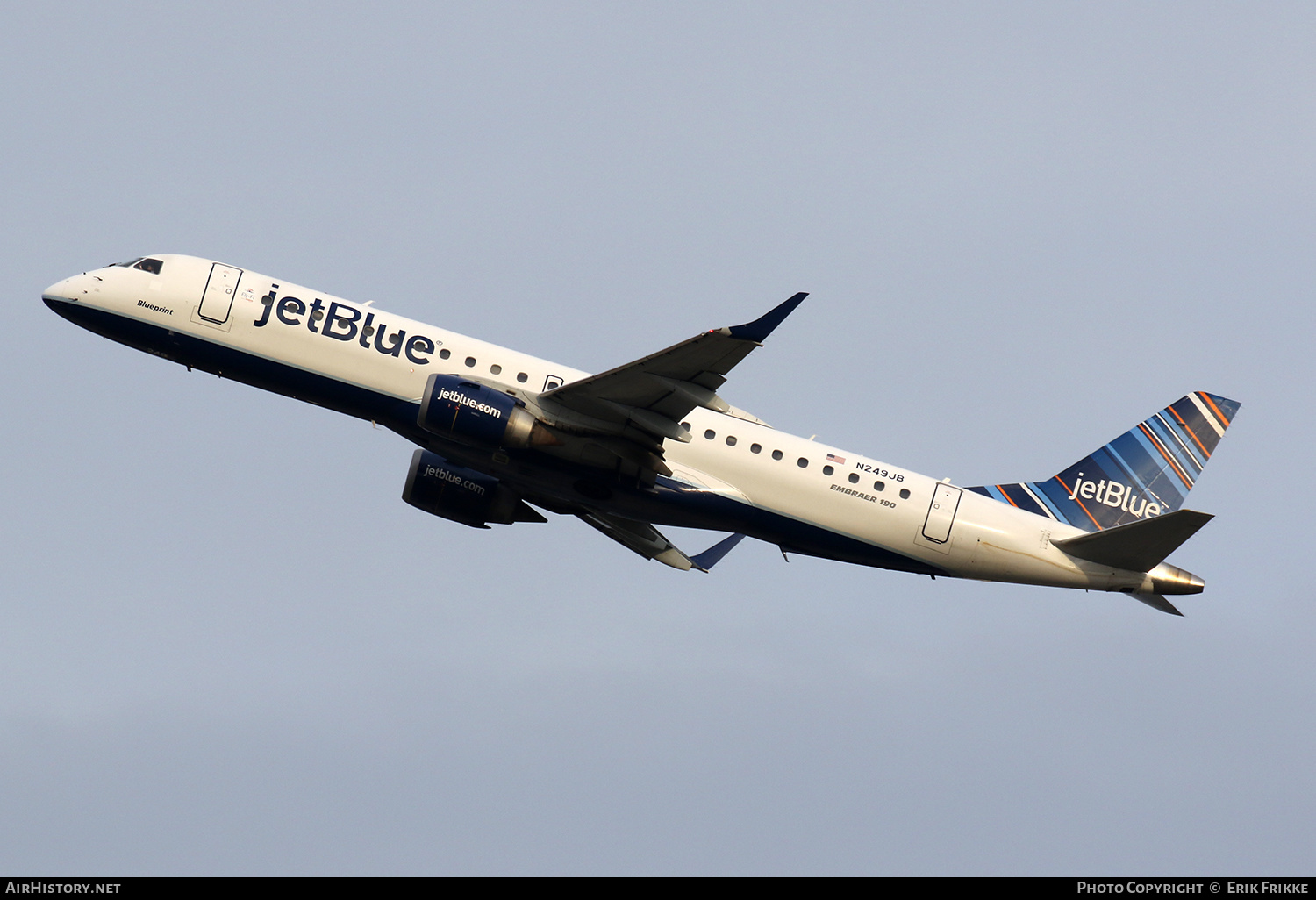 Aircraft Photo of N249JB | Embraer 190AR (ERJ-190-100IGW) | JetBlue Airways | AirHistory.net #649844
