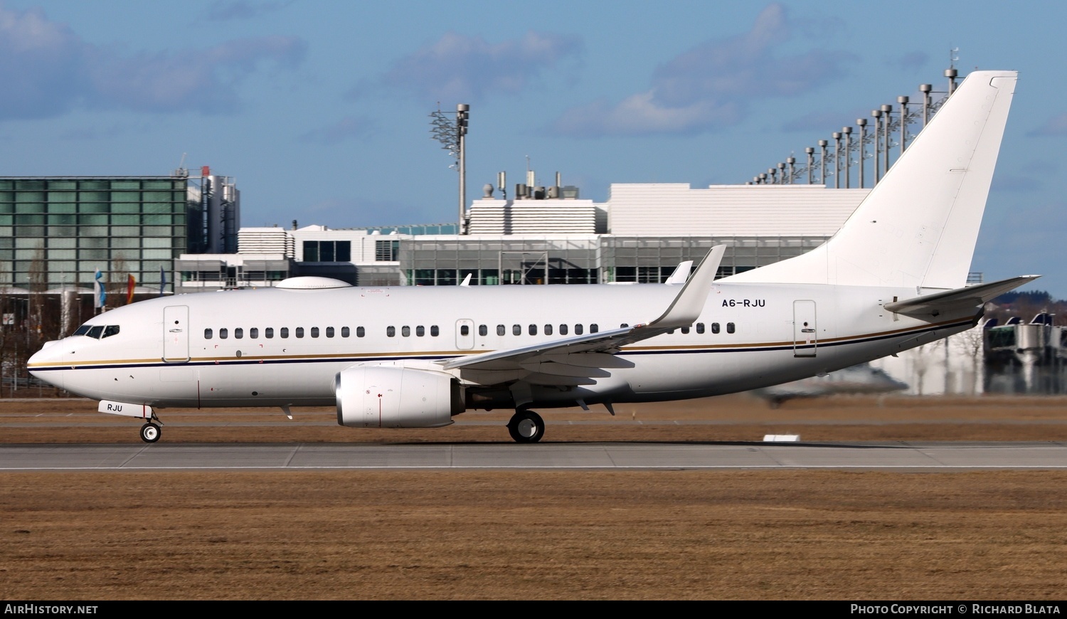 Aircraft Photo of A6-RJU | Boeing 737-77W BBJ | AirHistory.net #649878