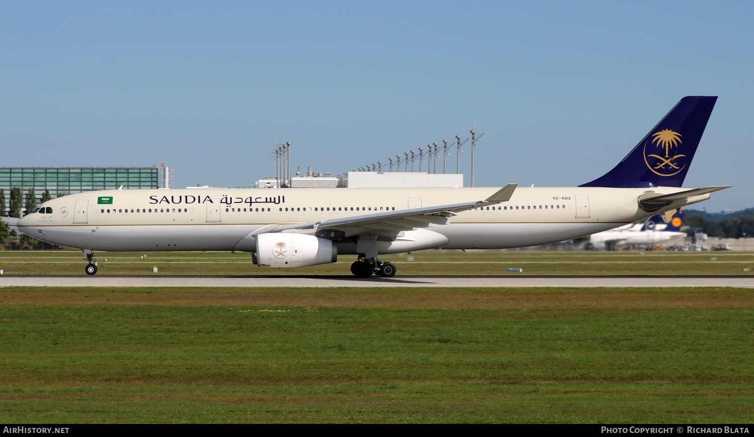 Aircraft Photo of HZ-AQ12 | Airbus A330-343E | Saudia - Saudi Arabian Airlines | AirHistory.net #649893