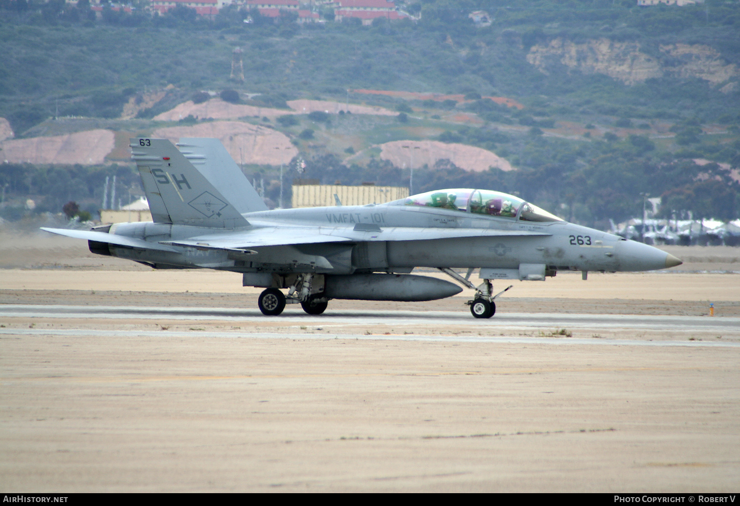 Aircraft Photo of 164056 | McDonnell Douglas F/A-18D Hornet | USA - Marines | AirHistory.net #649899